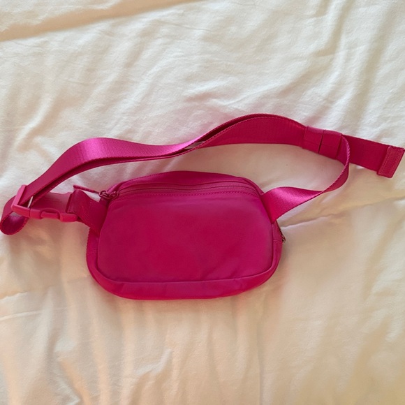 lululemon athletica Pink Crossbody Bag - Picture 2 of 3